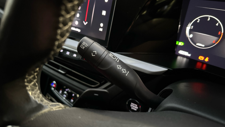 Vauxhall Grandland 1.5 Turbo D Ultimate 5dr Auto Diesel Hatchback